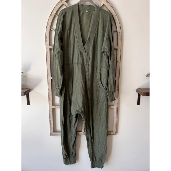 Free People Intimately Just Because Onesie Green Size XS Oversized Jumpsuit - Picture 4 of 6